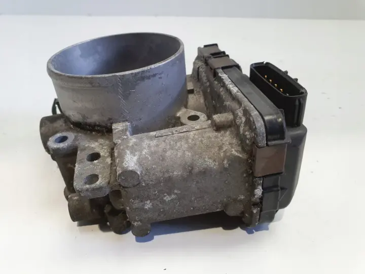 Volvo V70 II 2.4 B PRZEPUSTNICA 8677796