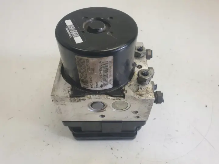 Volvo V70 III lift POMPA ABS Sterownik P31329139