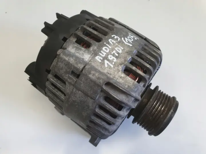 Audi A3 II 8P 1.9 TDI ALTERNATOR Valeo 06F903023C 140A