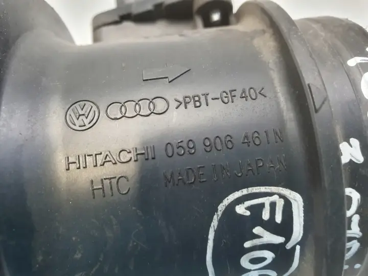VW Touareg 3.0 TDI PRZEPŁYWOMIERZ POWIETRZA 059906461N