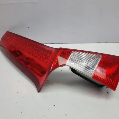 Volvo V70 III XC70 07-13r TYLNIA TYLNA LAMPA LEWA lewy tył kierowcy