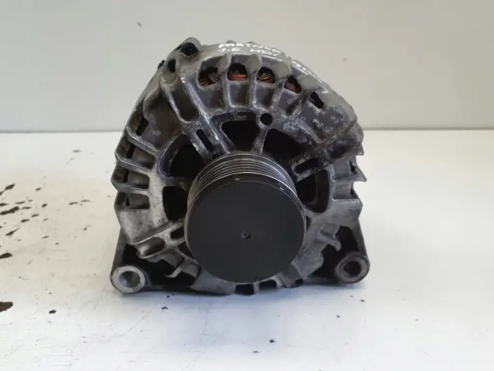 Peugeot Partner II 1.6 HDI ALTERNATOR valeo 9665617780