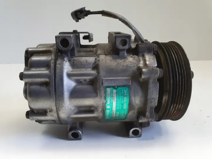 Volvo S40 II V50 2.0 D SPRĘŻARKA KLIMATYZACJI 3M5H-19D629-HC