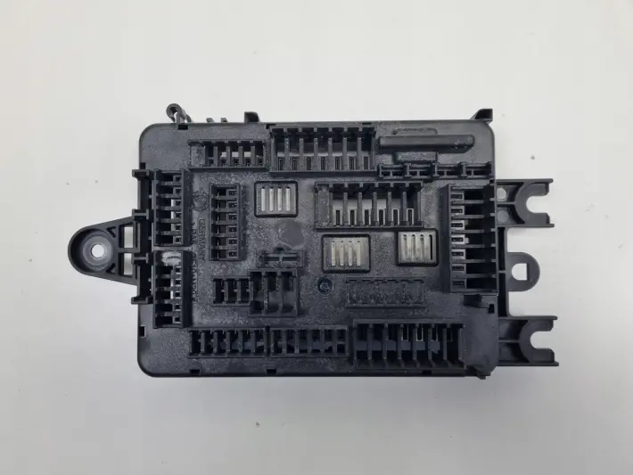 BMW F20 F30 F31 X5 F15 X6 F16 F85 ROZDZIELACZ PRĄDU 9259466 nowy oryginał