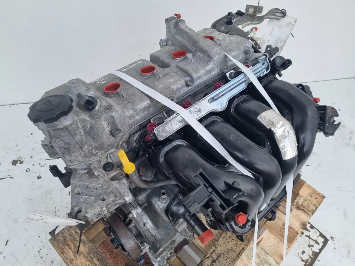 SILNIK KOMPLET Mazda3 Mazda 3 BK 1.6 16V 105KM Z6 Z601