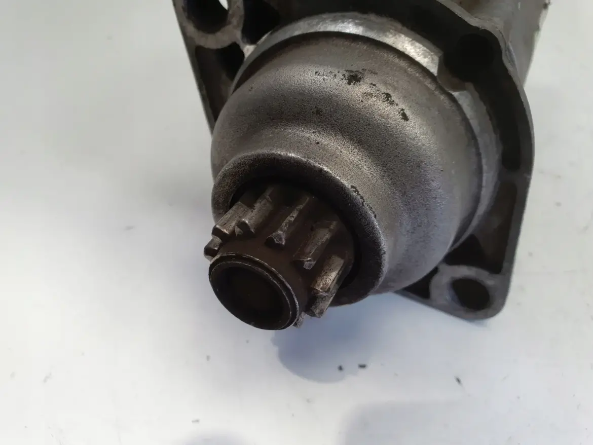 Audi A3 8L 1.9 TDI ROZRUSZNIK 02A911024G valeo