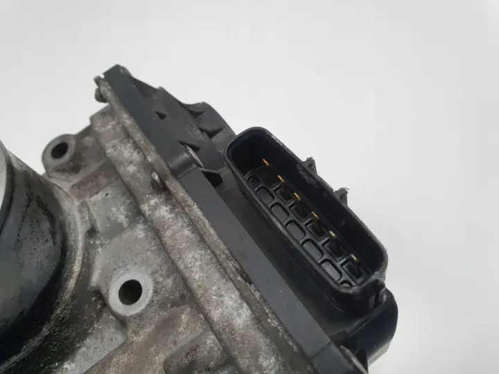 Mazda 5 6 2.0 CITD PRZEPUSTNICA RF7J136B0