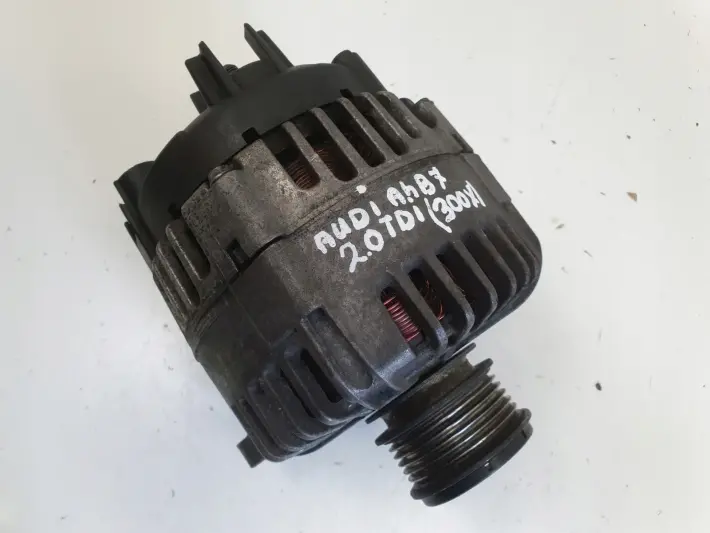 Audi A4 B7 2.0 TDI ALTERNATOR 06F903023H valeo 140A