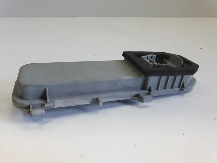 Renault Clio II lift WKŁAD TYLNEJ LAMPY Prawy tył pasażera X65PH2-REN