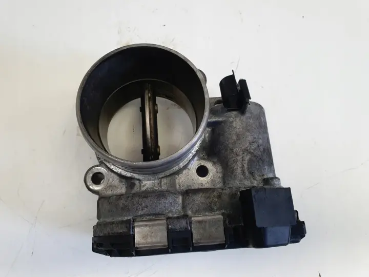 Volvo S60 II V60 2.0 D D3 PRZEPUSTNICA 31216665 bosch 0280750520