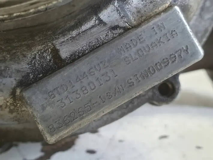 Volvo V40 II 2.0 D3 TURBOSPRĘŻARKA turbo 31380131