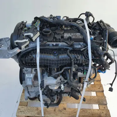 SILNIK Volvo V60 1.5 T2 122KM 4373km nowy B4154T5