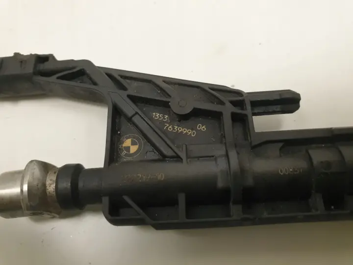 BMW F36 418i 1.5 T WTRYSKIWACZ wtrysk 0261500539