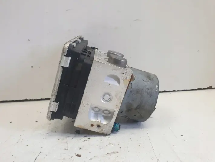 BMW X1 F48 POMPA ABS hamulcowa 3451-5A1BBD2-01
