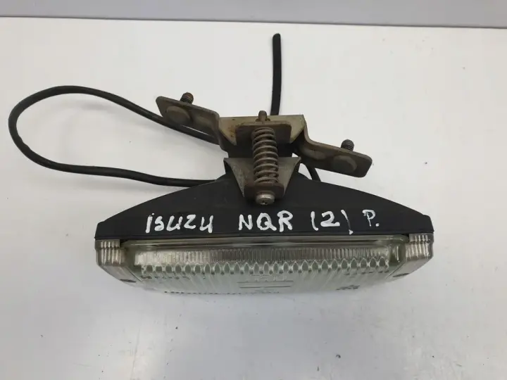 ISUZU NQR NPR NKR PRZEDNI HALOGEN prawy przód