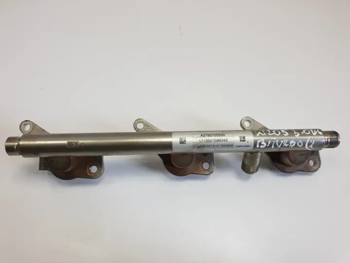 Mercedes W205 3.0 V6 LISTWA WTRYSKOWA A2760781345