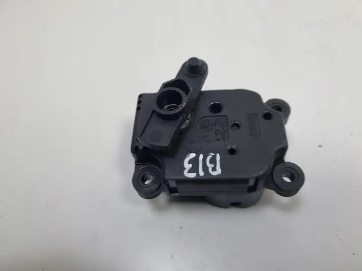 Volvo V60 I S60 II XC60 I LEWY SILNICZEK NAGRZEWNICY tył 38247 41047324