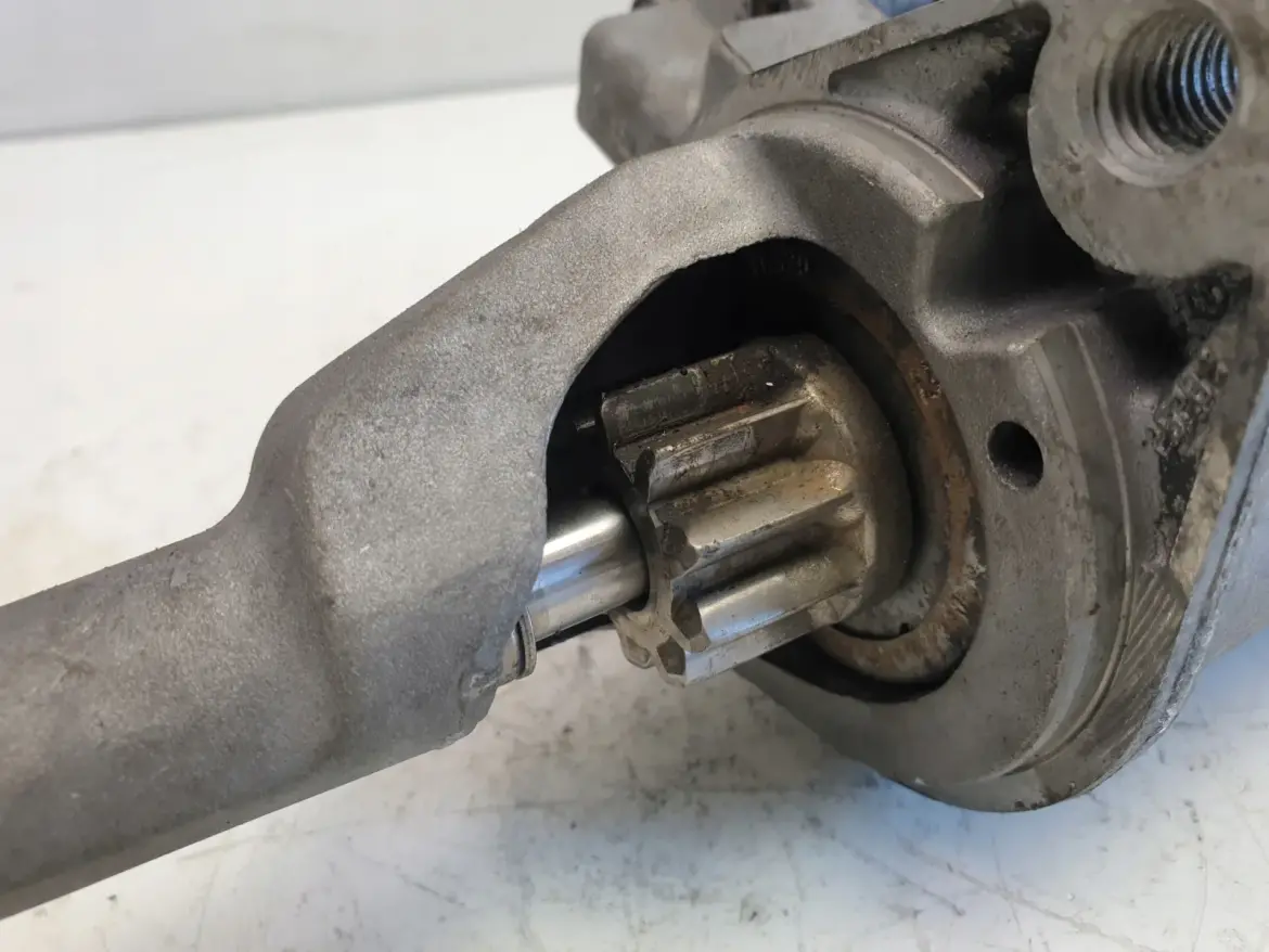 Audi A6 C5 2.5 TDI V6 ROZRUSZNIK 0001109021