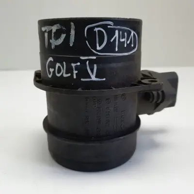 VW Golf V 2.0 TDI PRZEPŁYWOMIERZ POWIETRZA 0281002461 074906461B