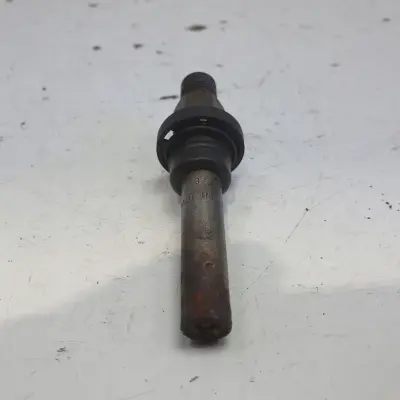 Mercedes W126 C126 5.6 V8 560 SEC WTRYSKIWACZ wtrysk 0437502035