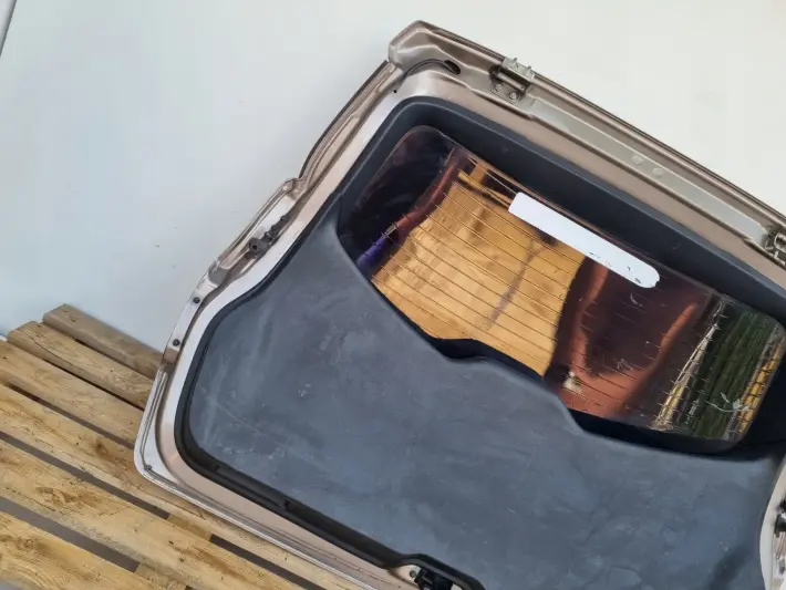 Nissan Qashqai +2 J10 LIFT TYLNA TYLNIA KLAPA BAGAŻNIKA TYŁ KAMERA C30G