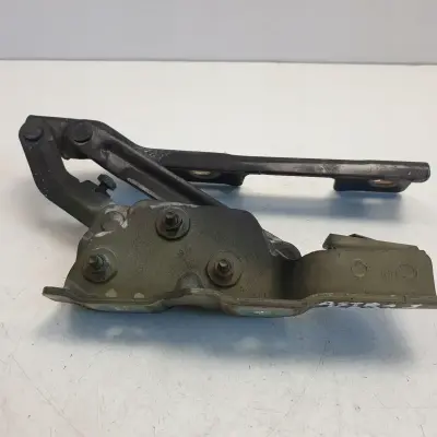 Opel Astra J IV PRAWY ZAWIAS MASKI Przód 13270788
