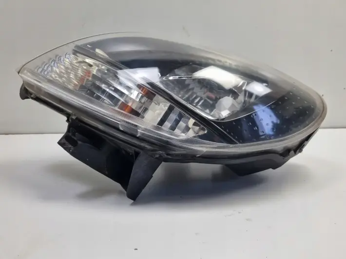 Renault Kangoo I LIFT 4x4 PRZEDNIA LAMPA LEWA lewy przód EUROPA 8200589036