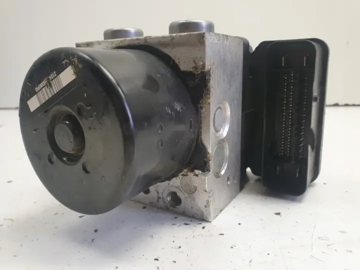 Volvo V70 III S80 II POMPA ABS Sterownik 30681619