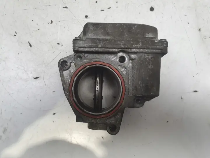 VW Golf V 1.9 TDI PRZEPUSTNICA 03G128063J