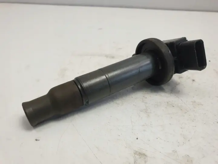 Yaris I 1.33 VVTI CEWKA ZAPŁONOWA 90919-02240