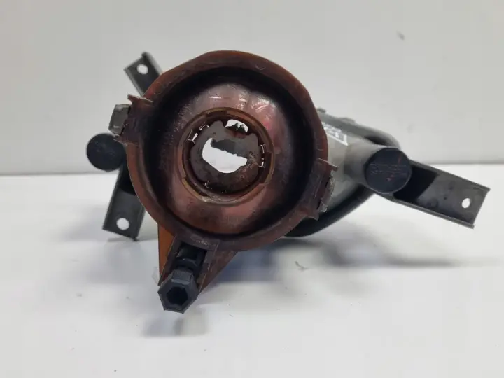 Volvo XC70 I V70 II lift PRAWY PRZEDNI HALOGEN przód pasażera DEPO