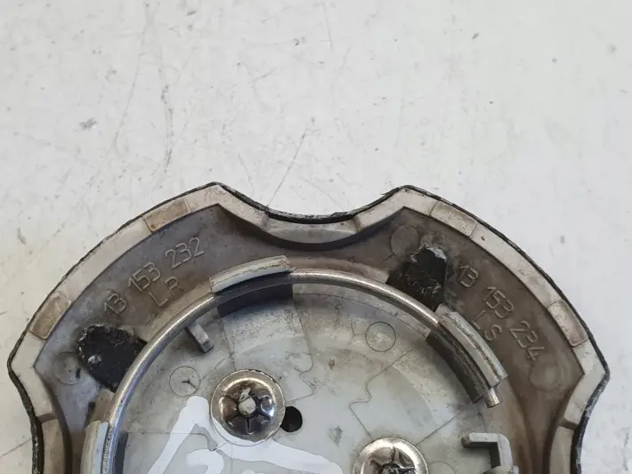 Opel Vauxhall DEKIELEK FELGI Kapsel kołpak 13153232 13153223 80mm