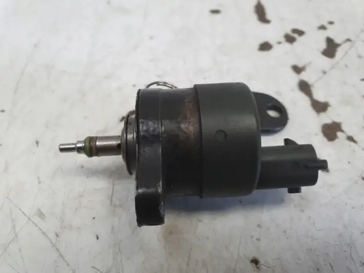 Renault ESPACE III 2.2 DCI 96-02r REGULATOR CIŚNIENIA PALIWA 0281002483