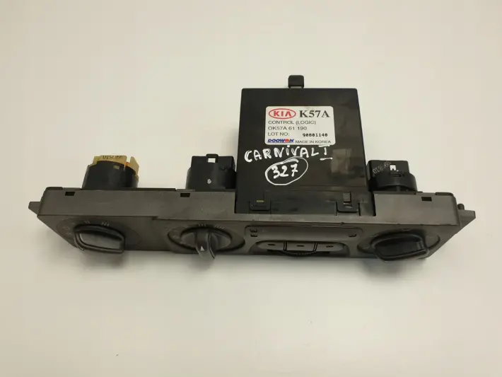 Kia Carnival I PANEL STEROWANIA NAWIEWEM