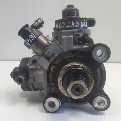 Volvo S60 II V60 2.0 D4 POMPA WTRYSKOWA paliwa 0445010681