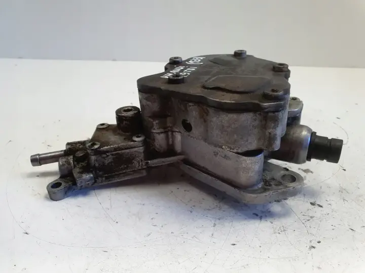 Audi A3 II 8P 1.9 TDI POMPA VACUM wakum 038145209E