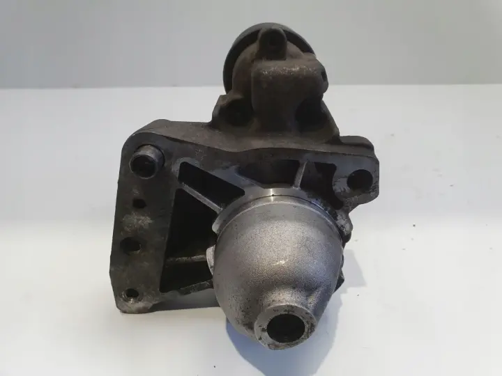 Mini Cooper R56 1.6 D ROZRUSZNIK bosch 0001138006 7812070