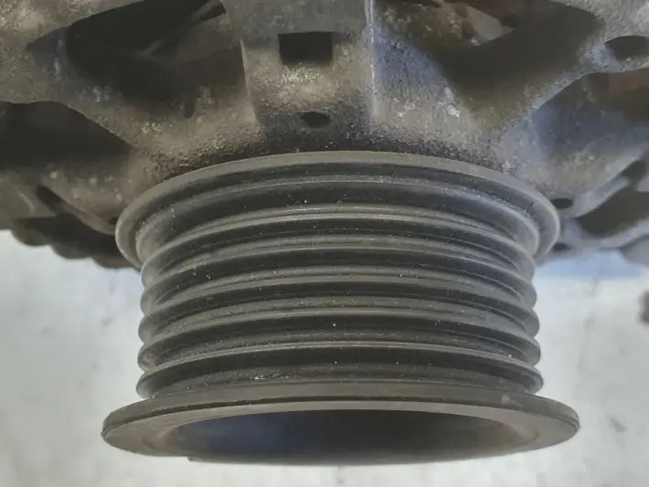 Renault Clio II Sport 2.0 16V ALTERNATOR 7700436671 valeo 110A