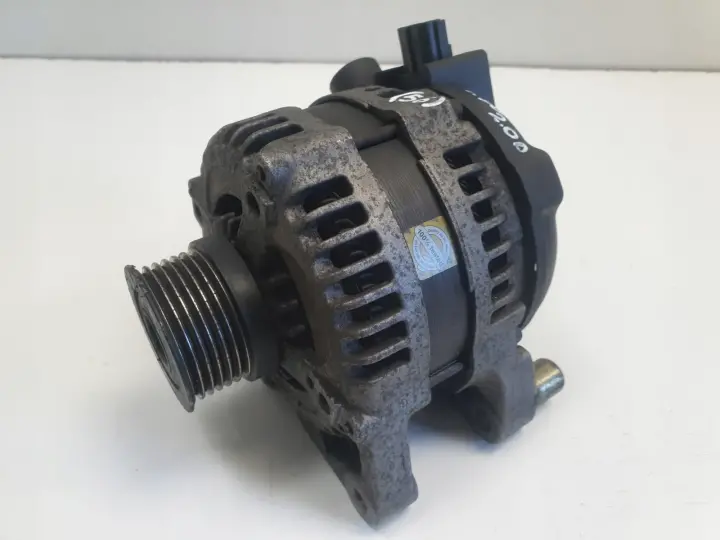 Volvo S40 II V50 2.0 D ALTERNATOR DENSO