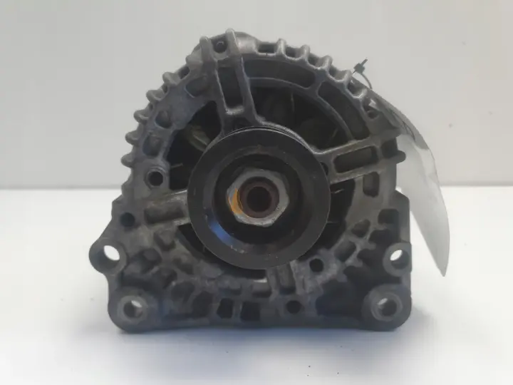 VW Golf V 1.6 FSI ALTERNATOR 03C903023D