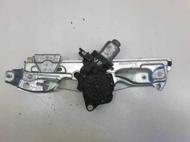 Renault Megane IV PODNOŚNIK SZYBY lewy tył KIEROWCY mechanizm 827218403R