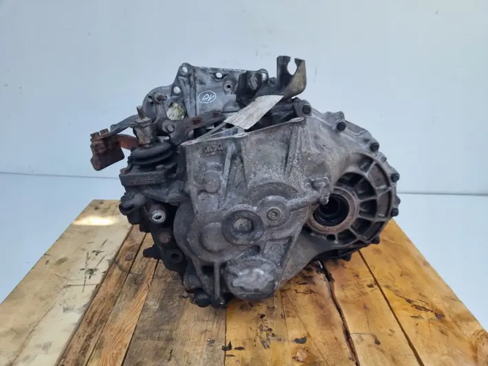Toyota Corolla Verso 2.2 D4D SKRZYNIA BIEGÓW manualna MANUAL