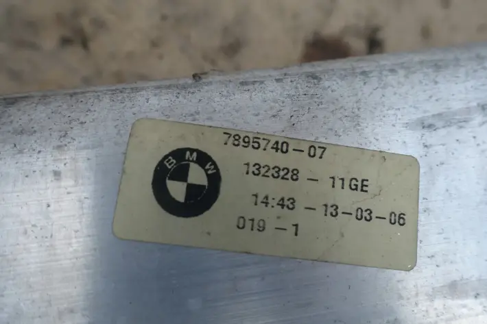 BMW E60 M5 5.0 V10 BELKA PRZEDNIEGO ZDERZAKA przód