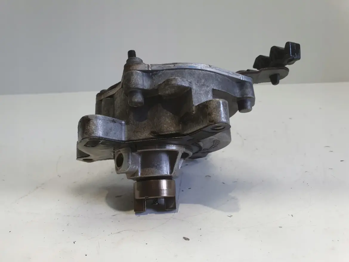Ford Focus MK3 1.0 EcoBoost POMPA VACUM wakum CM5G-2A451-FA