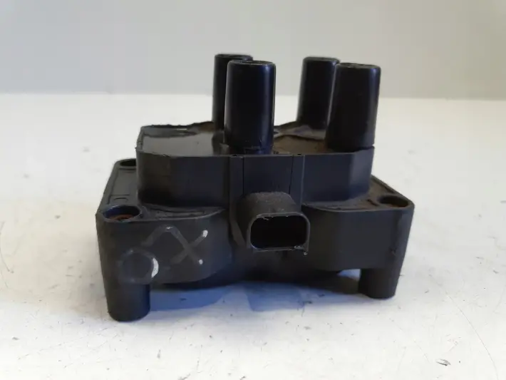 Ford Fiesta MK7 1.4 16V CEWKA ZAPŁONOWA 0221503485