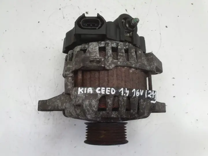 Kia Ceed 1.4 16V ALTERNATOR valeo 37300-2B500 2608483