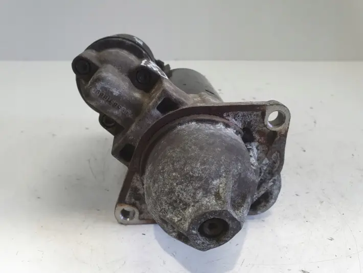 Opel Mokka A 1.4 T turbo ROZRUSZNIK bosch 0001107522