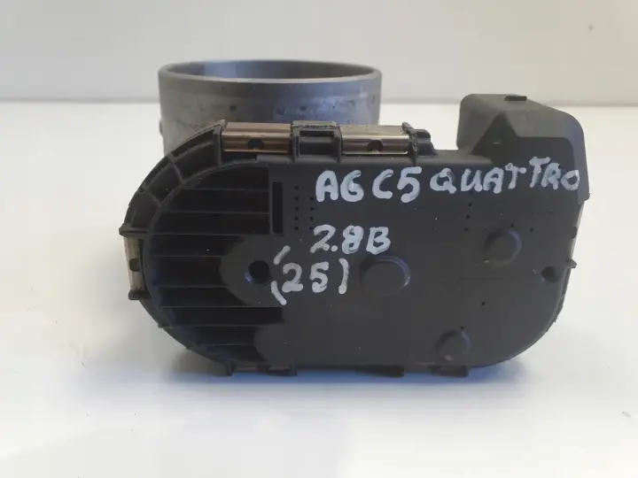 Audi A6 C5 3.0 V6 PRZEPUSTNICA 078133062B 0280750030