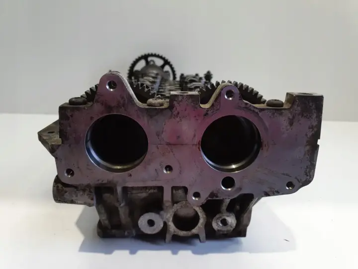 Volvo S60 I V70 II XC90 2.4 D5 GŁOWICA CYLINDRÓW wałki 30731988