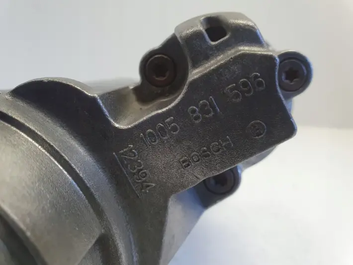 BMW E87 E90 E91 2.0 D N47 ROZRUSZNIK 7823700-01 bosch